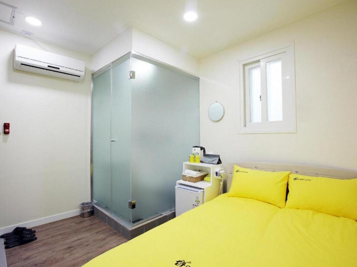 24 Guesthouse Myeongdong Avenue Seoul Exterior foto