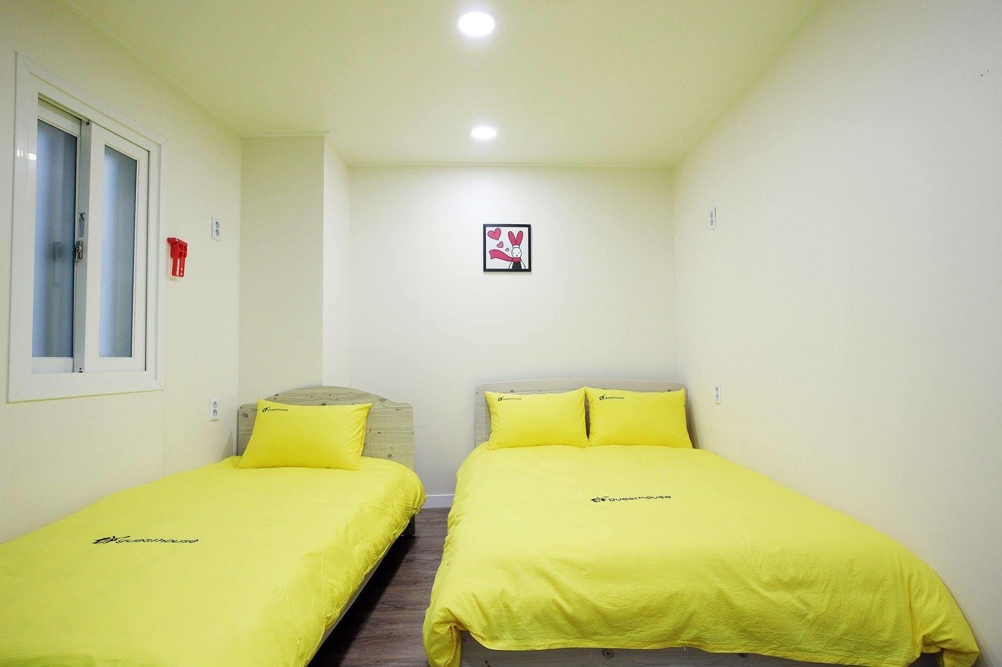 24 Guesthouse Myeongdong Avenue Seoul Exterior foto
